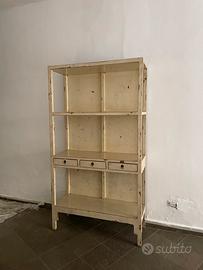 Bella credenza in lengo