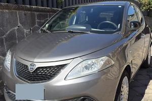 Lancia Ypsilon 1.3 mjt 95CV