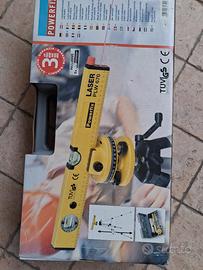 Livella laser su treppiedi Powerfix PLV670