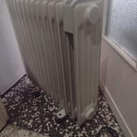 Calorifero portatile elettrico a rotelle