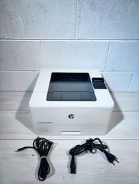 Stampante HP LaserJet Pro m404dn.