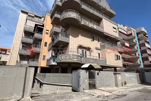 Box/Posto auto Bari [boxritelliVRG] (S. Girolamo)