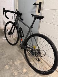 Bici da corsa Canyon Endurance 6 Shimano Nuova