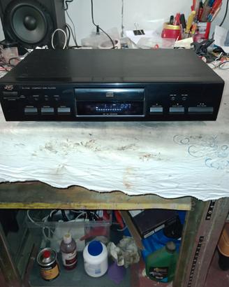 lettore cd  JVC XL v120, revisionato 