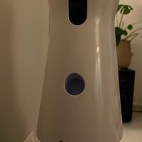 Furbo con telecamera e spara croccantino