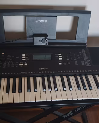 tastiera YAMAHA PSR-E373