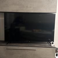 Televisore TCL come nuovo