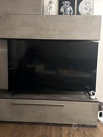 Televisore TCL come nuovo
