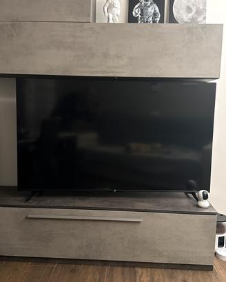 Televisore TCL come nuovo