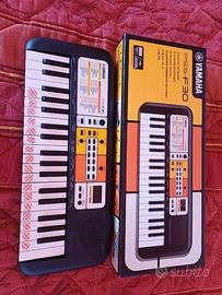 Tastiera Digitale Yamaha PSS-F30 per la scuola