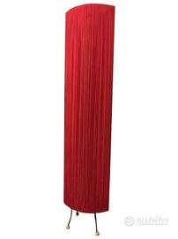 Lampada da terra di origine Indonesiana Struttura