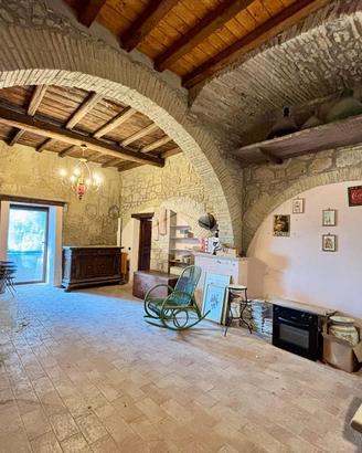 3 LOCALI A OTRICOLI
