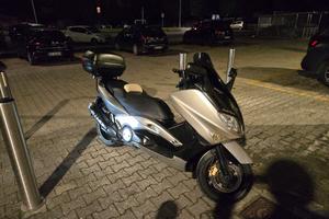 YAMAHA T MAX INIEZIONE 