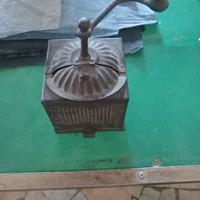 macinino da caffè antico 