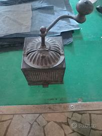 macinino da caffè antico 