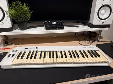 Samson carbon 49 tastiera MIDI