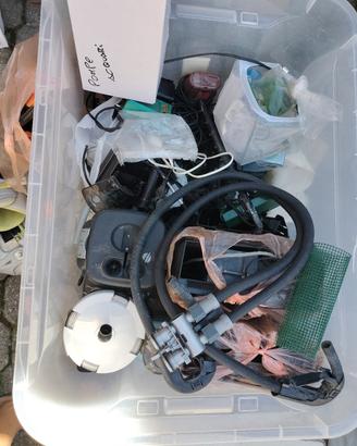 materiale vario per acquario
