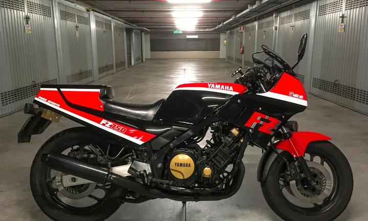 Yamaha FZ 750 - 1985