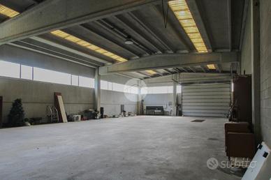 CAPANNONE A CARAVAGGIO