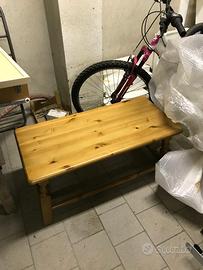 Tavolino da montagna in legno massiccio