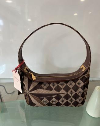 Borsa mary read