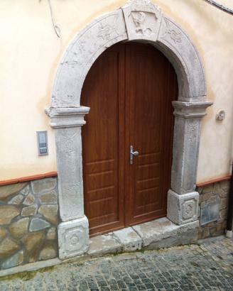 Casa a schiera su più livelli