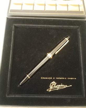 Penna stilografica Mont Blanc 