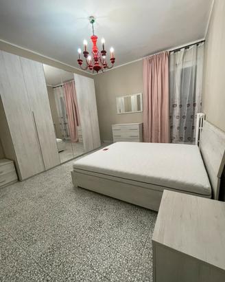 Camera per donna in centro 250€