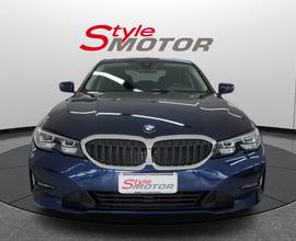 BMW 318 d Business Advantage Berlina Ufficiale U
