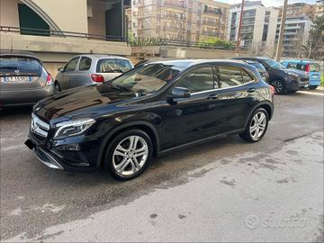Mercedes-benz GLA 220 CDI Automatic 4Matic Premium