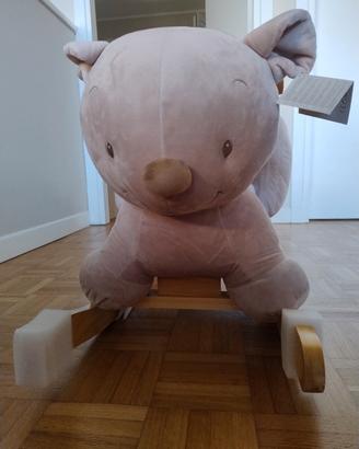 Cavallino a dondolo in legno con cartellino