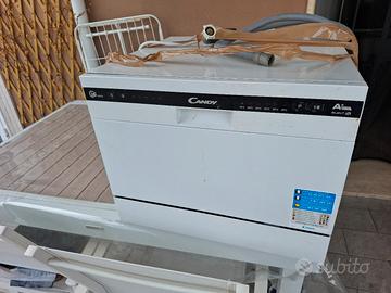 Mini lavastoviglie  compatta Candy 6 coperti