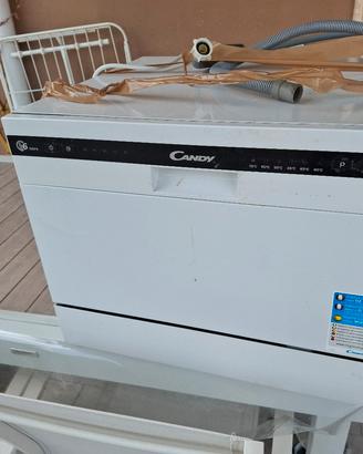 Mini lavastoviglie  compatta Candy 6 coperti