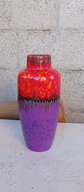 Vaso di terracotta colorato