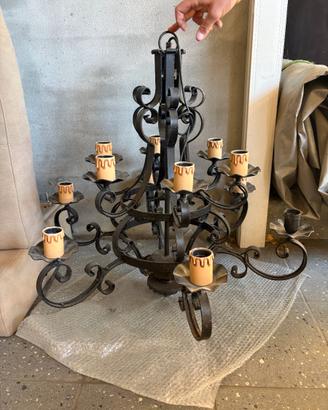 Lampadario artigianale in ferro battuto 10 luci