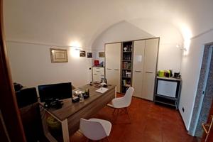 Locale uso ufficio in condivisione