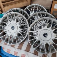 5 copricerchi lancia ypislon da 15 originali 