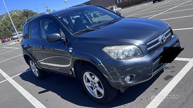 Suv toyota