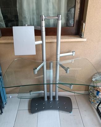 scrivania con basi di appoggio in vetro temperato 