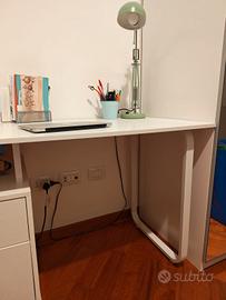 Scrivania bianca 2 cassetti 