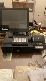 Registratire di cassa con monitor touch