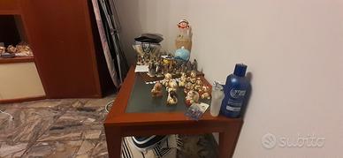 Soggiorno con tavolo e sedie