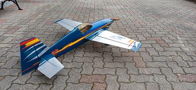 Aeromodello elettrico acrobatico