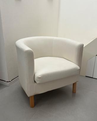 Poltrona bianca IKEA