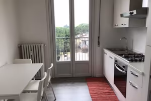 Stanza singola vicino all'Università di Monza