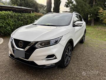 Nissan Qashqai connecta 2018