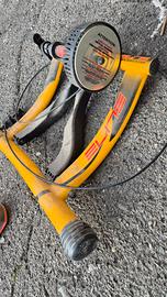 rulli da allenamento bici con supporto ruota élite