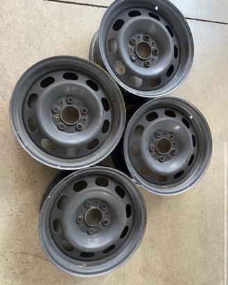4 CERCHI FERRO DA 16 USATI BMW SERIE 3. 3681378