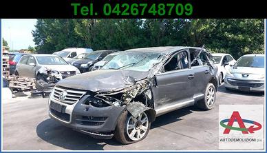 Ricambi usati VW TOUAREG 7L 3.0 TDI 4WD - BKS