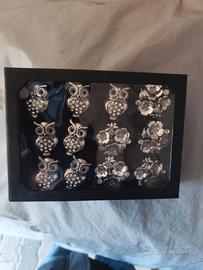 Anelli a partire da 5 € a 10 € l'uno